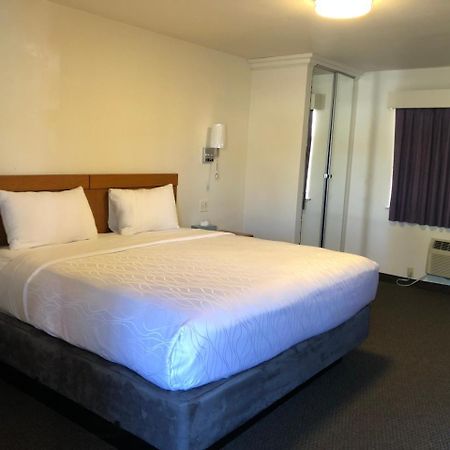 Monticello Motel Portland Buitenkant foto
